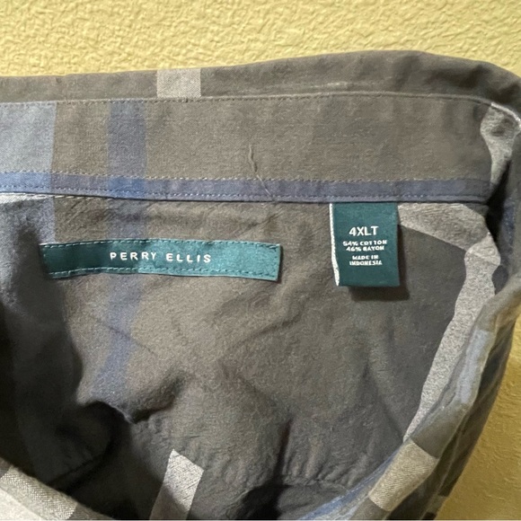 Men’s 4XLT Perry Ellis Charcoal Blue Plaid Long Sleeve Button Up Shirt - Picture 4 of 8